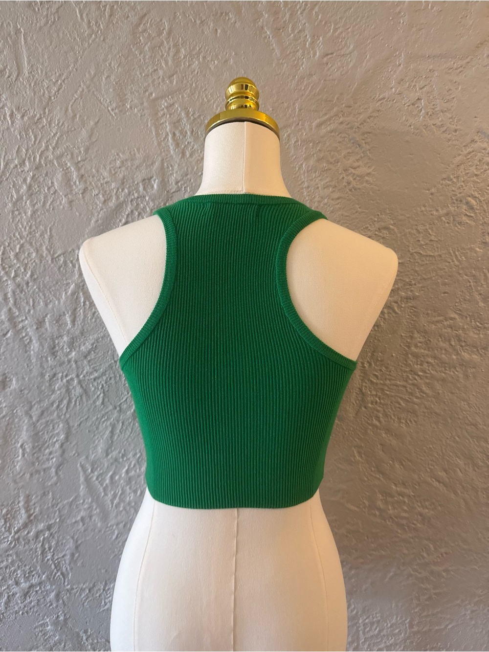 Boutique Ribbed Crop Top - Picture 2 of 6